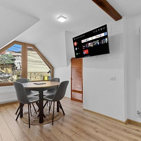 Two Bedrooms Hytta Apartment Sinaia Exteriör bild