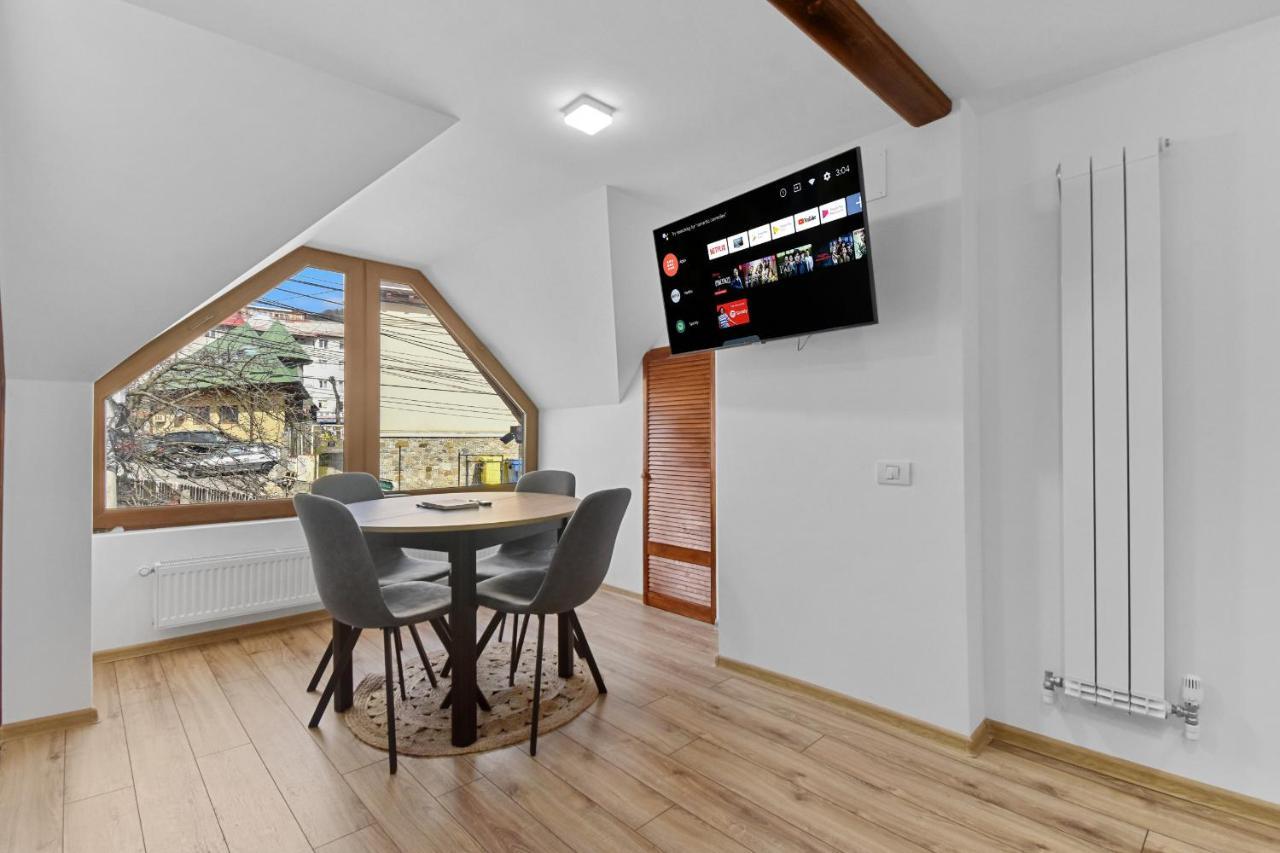 Two Bedrooms Hytta Apartment Sinaia Exteriör bild