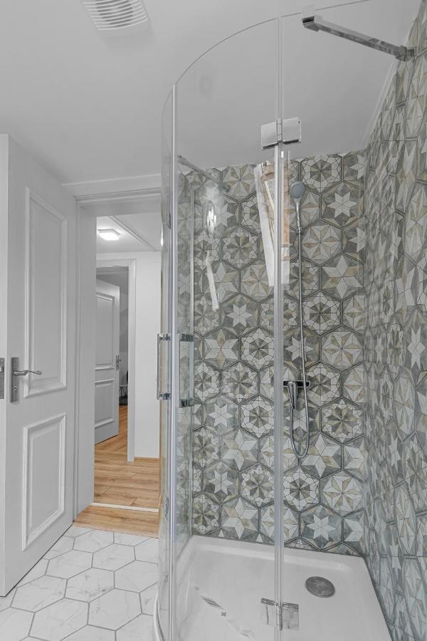 Two Bedrooms Hytta Apartment Sinaia Exteriör bild